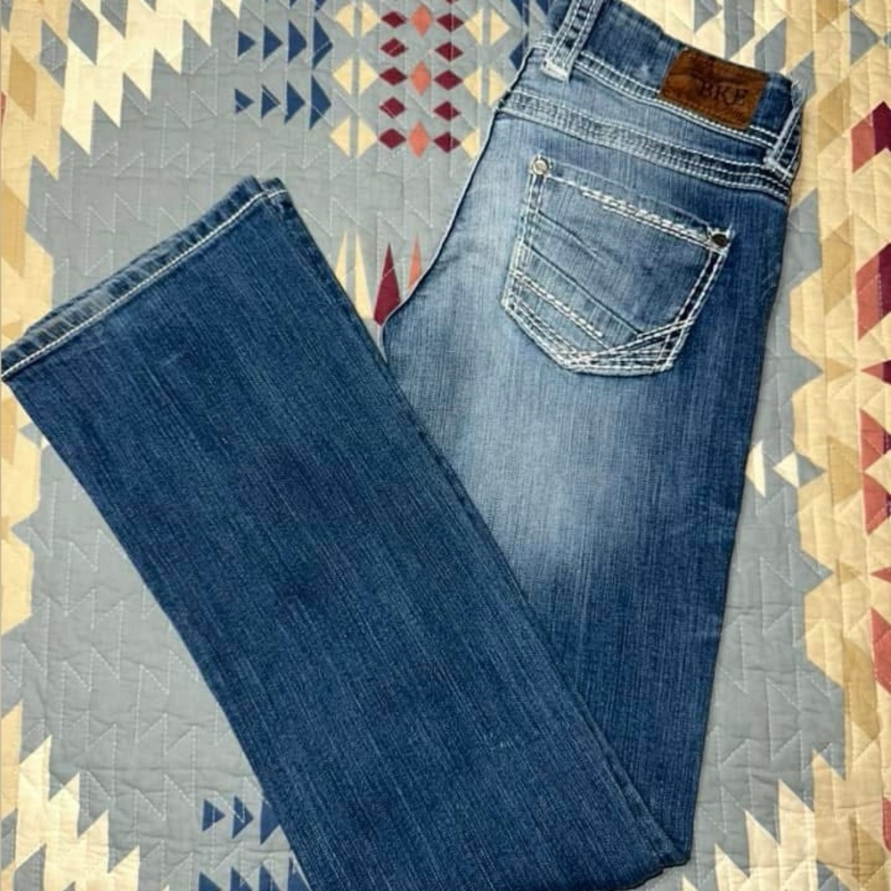 BKE Denim 
Style: Stella Bootcut 
Size : 26R 
$35